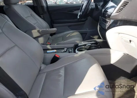 2017 Honda Pilot Touring from USA, damaged, VIN 5FNYF6H93HB039038